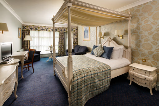 Double bed in a superior room at mercure bristol north the grange hotel