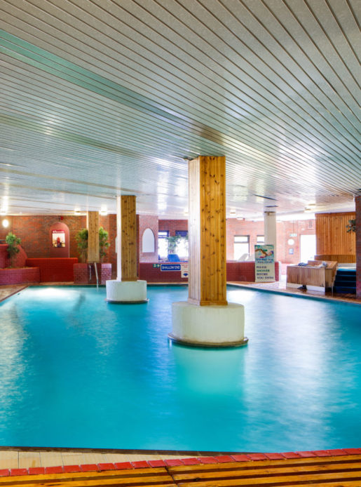 Mercure Maidstone pool